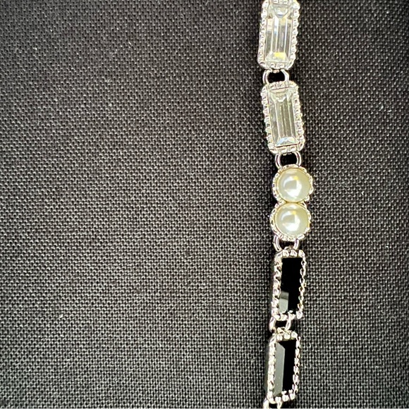 CHANEL Authentic Costume Jewelry Casual Style Chain Party Style Office Style NIB - Picture 6 of 17